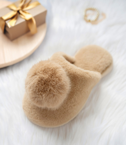 NS-246 Kapcie damskie Natural Style Duży Pompon