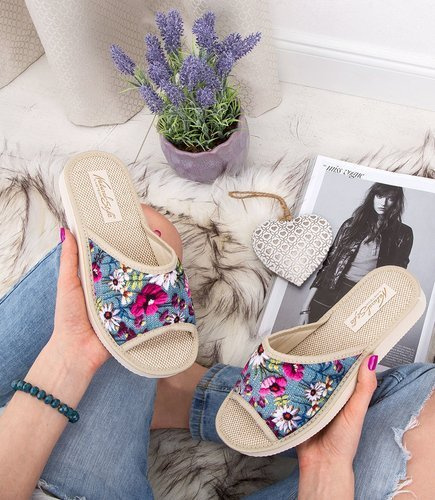 NS-039 Kapcie damskie Natural Style Wiosenna Łączka