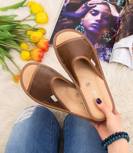 NS-112 Kapcie damskie Natural Style Pikówka