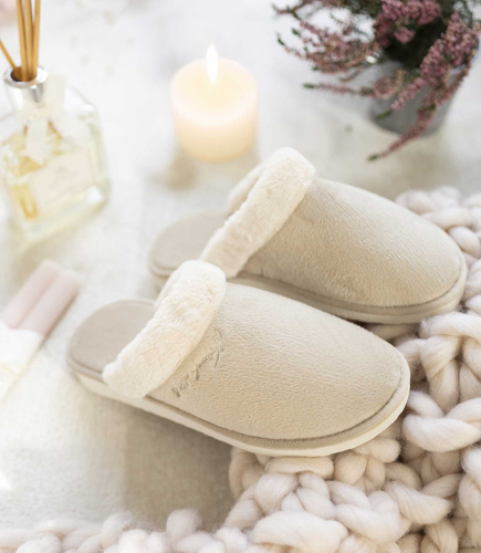 NS-110 Kapcie damskie Natural Style Dominika