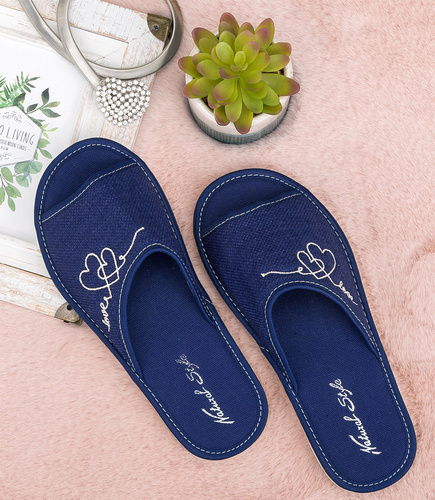 NS-093 Kapcie damskie Natural Style Serca o.