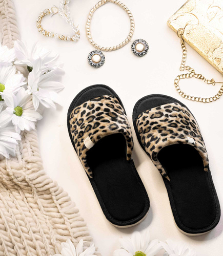 NS-045 Kapcie damskie Natural Style Panterka odkryta